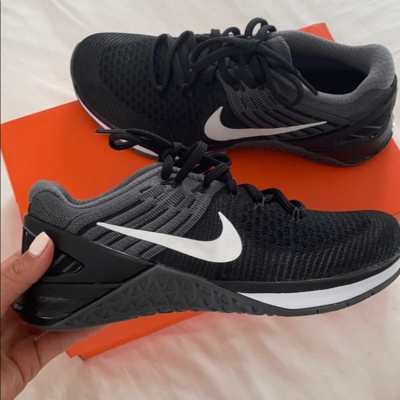 nike free met